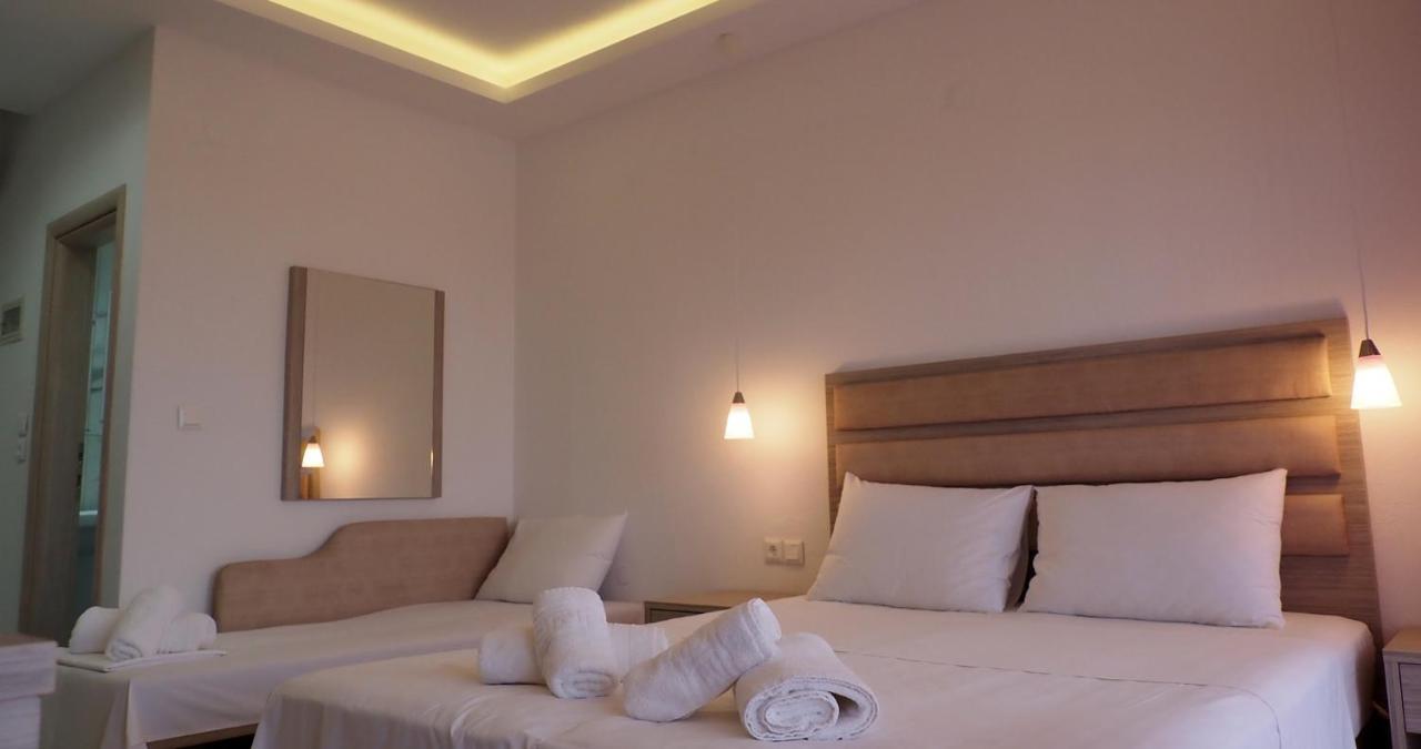 Valiant Sea Aparthotel Kriopigi Bagian luar foto