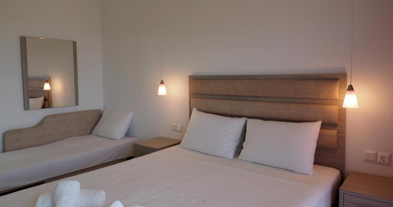 Valiant Sea Aparthotel Kriopigi Bagian luar foto