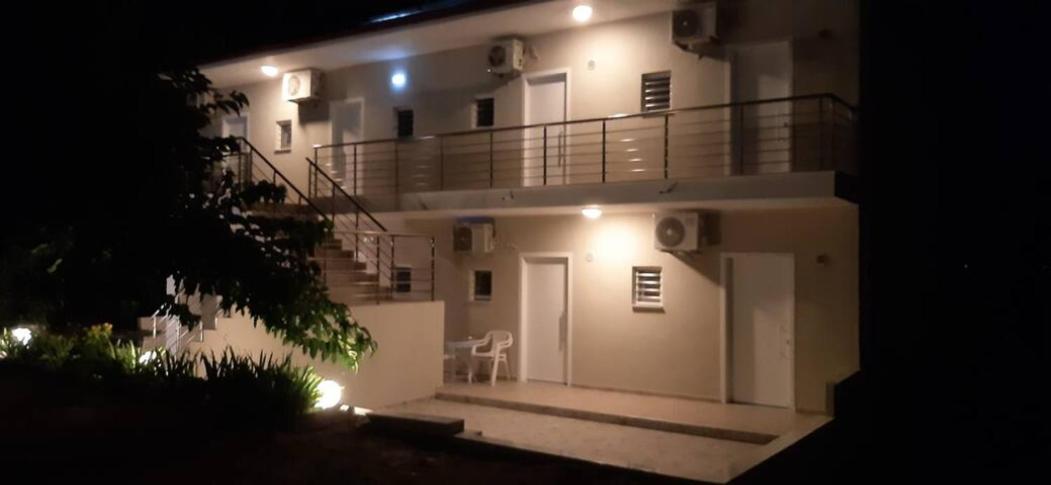 Valiant Sea Aparthotel Kriopigi Bagian luar foto